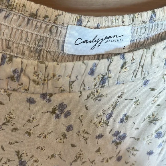 Carly Jean Los Angeles dress - Picture 2 of 5